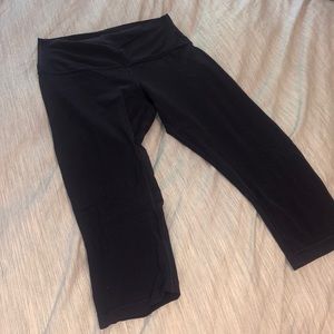 Lulu Lemon purple crop leggings